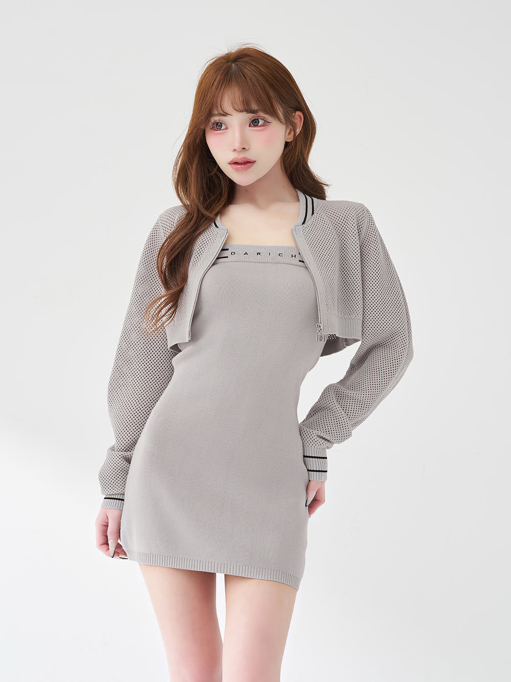 モデル：158cm（着用サイズ：FREE　着用カラー：GRY）