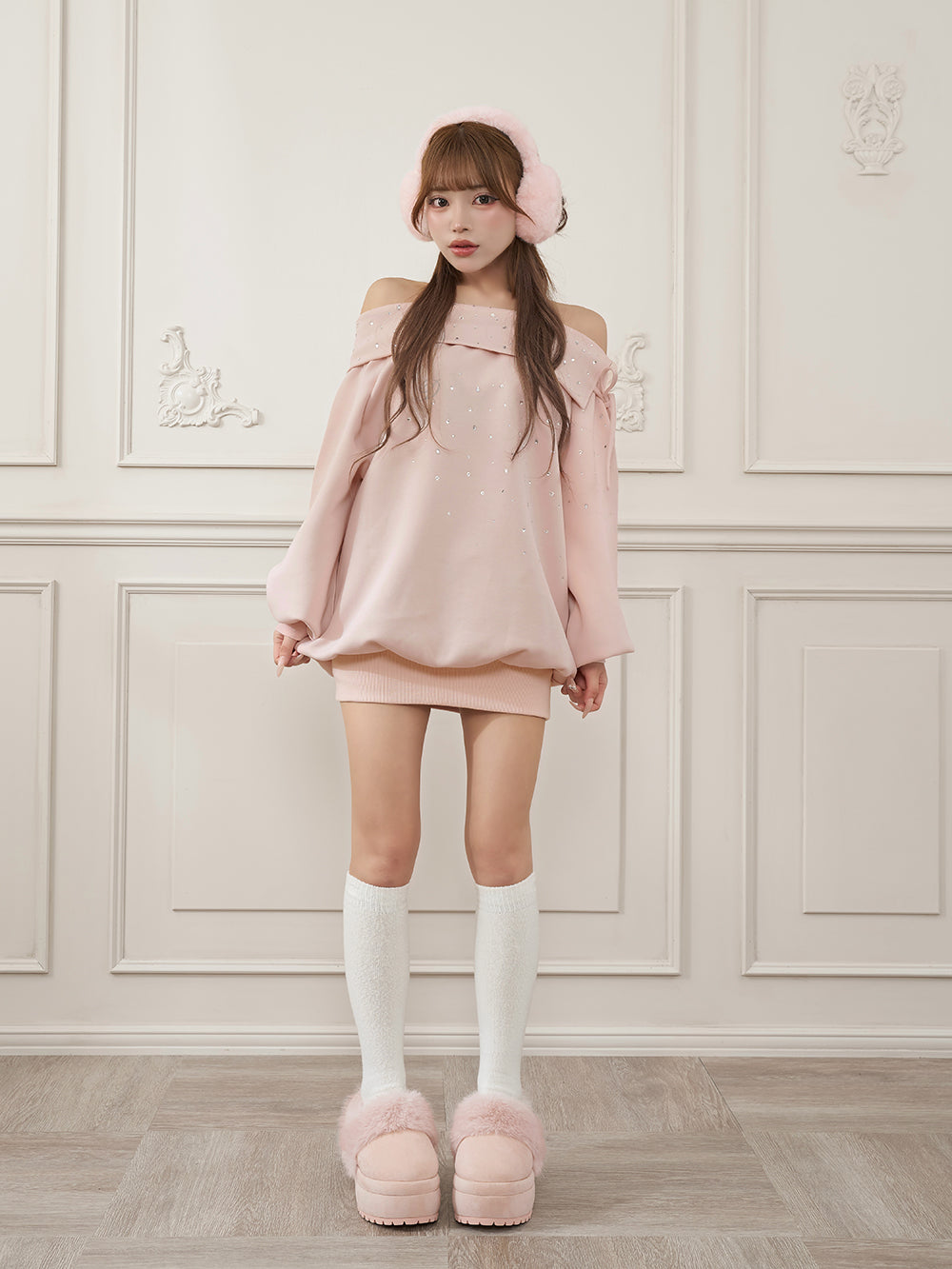 モデル：158cm（着用サイズ：FREE　着用カラー：PNK）