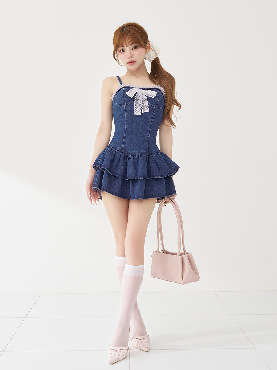 モデル：158cm（着用サイズ：FREE　着用カラー：BLU）