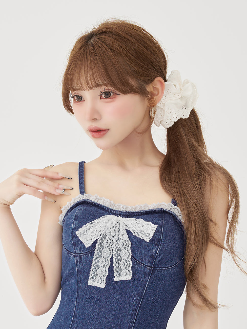 モデル：158cm（着用サイズ：FREE　着用カラー：BLU）