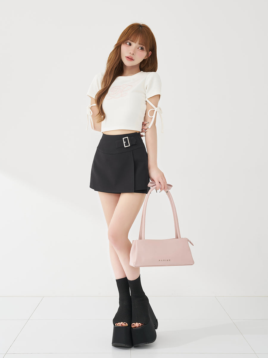 モデル：158cm（着用サイズ：FREE　着用カラー：WHT）