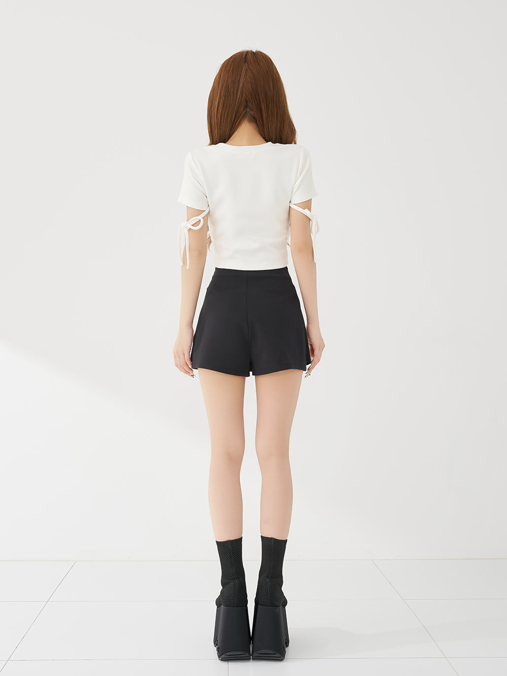 モデル：158cm（着用サイズ：FREE　着用カラー：WHT）