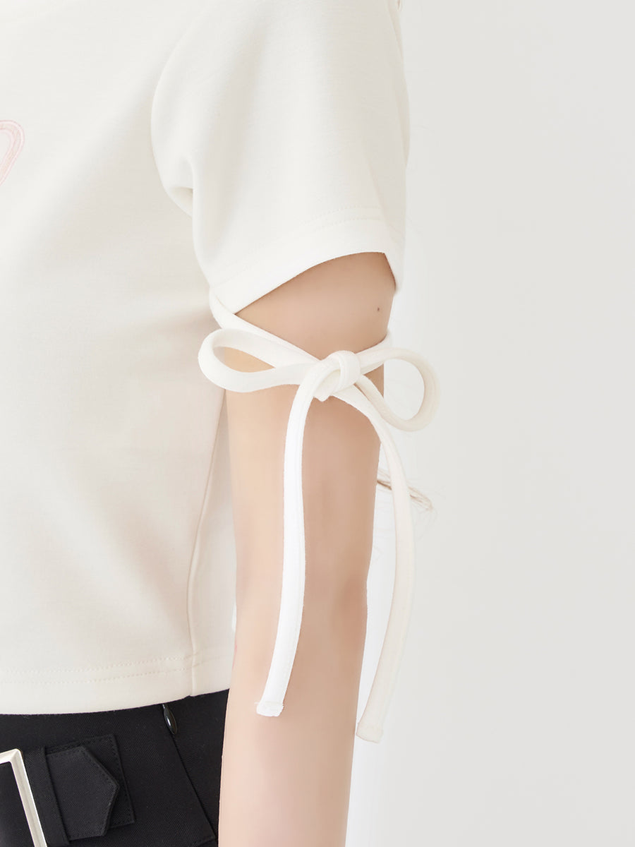 モデル：158cm（着用サイズ：FREE　着用カラー：WHT）