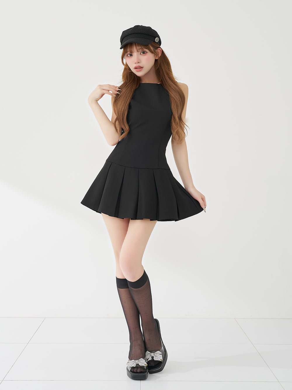 モデル：158cm（着用サイズ：FREE　着用カラー：BLK）