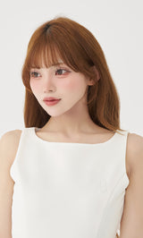 モデル：158cm（着用サイズ：FREE　着用カラー：WHT）