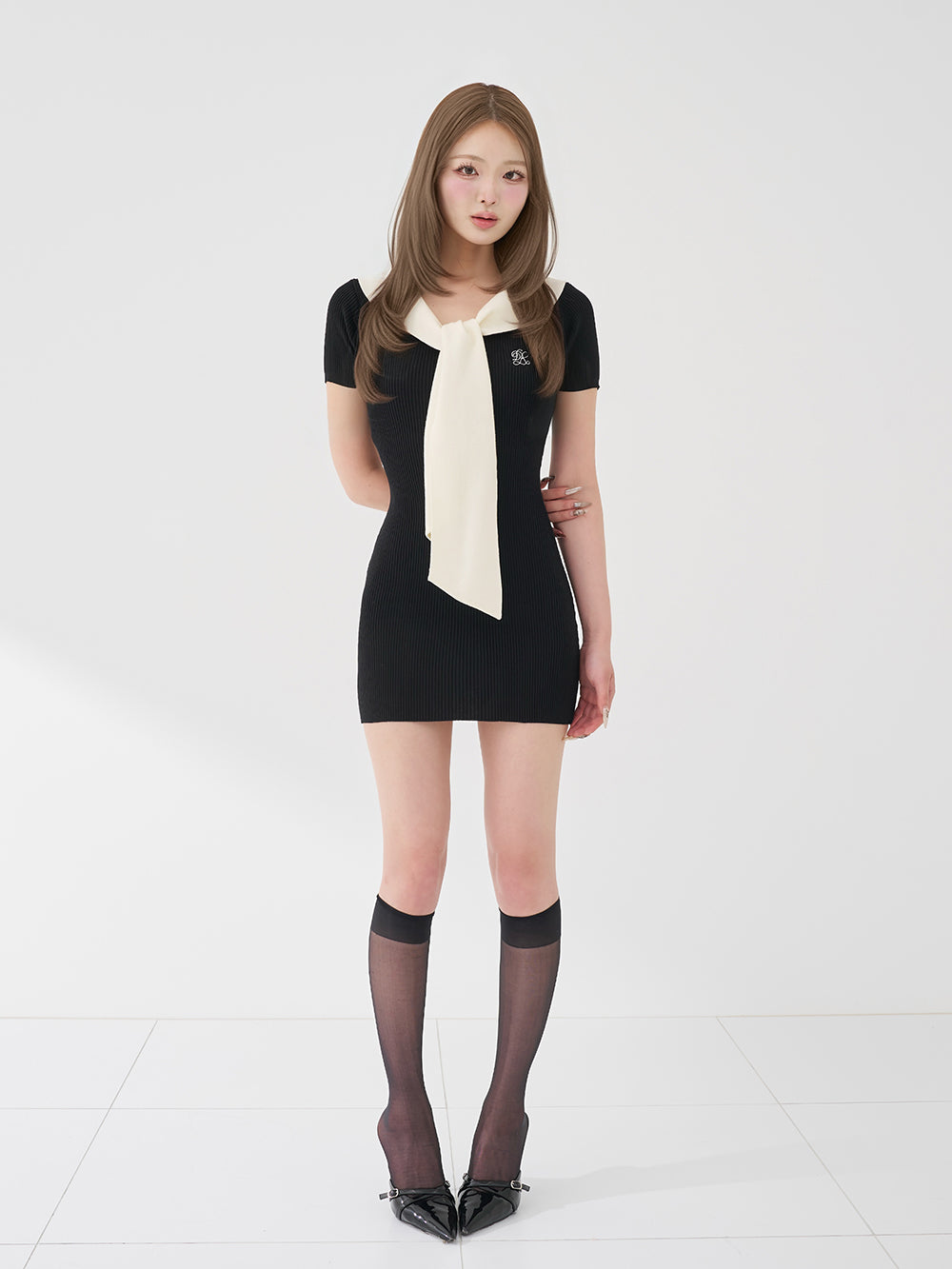 Darich バイカラーボウタイニットミニワンピース バイカラーボウタイニットミニワンピース – Darich