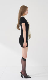 モデル：163cm（着用サイズ：FREE　着用カラー：BLK）