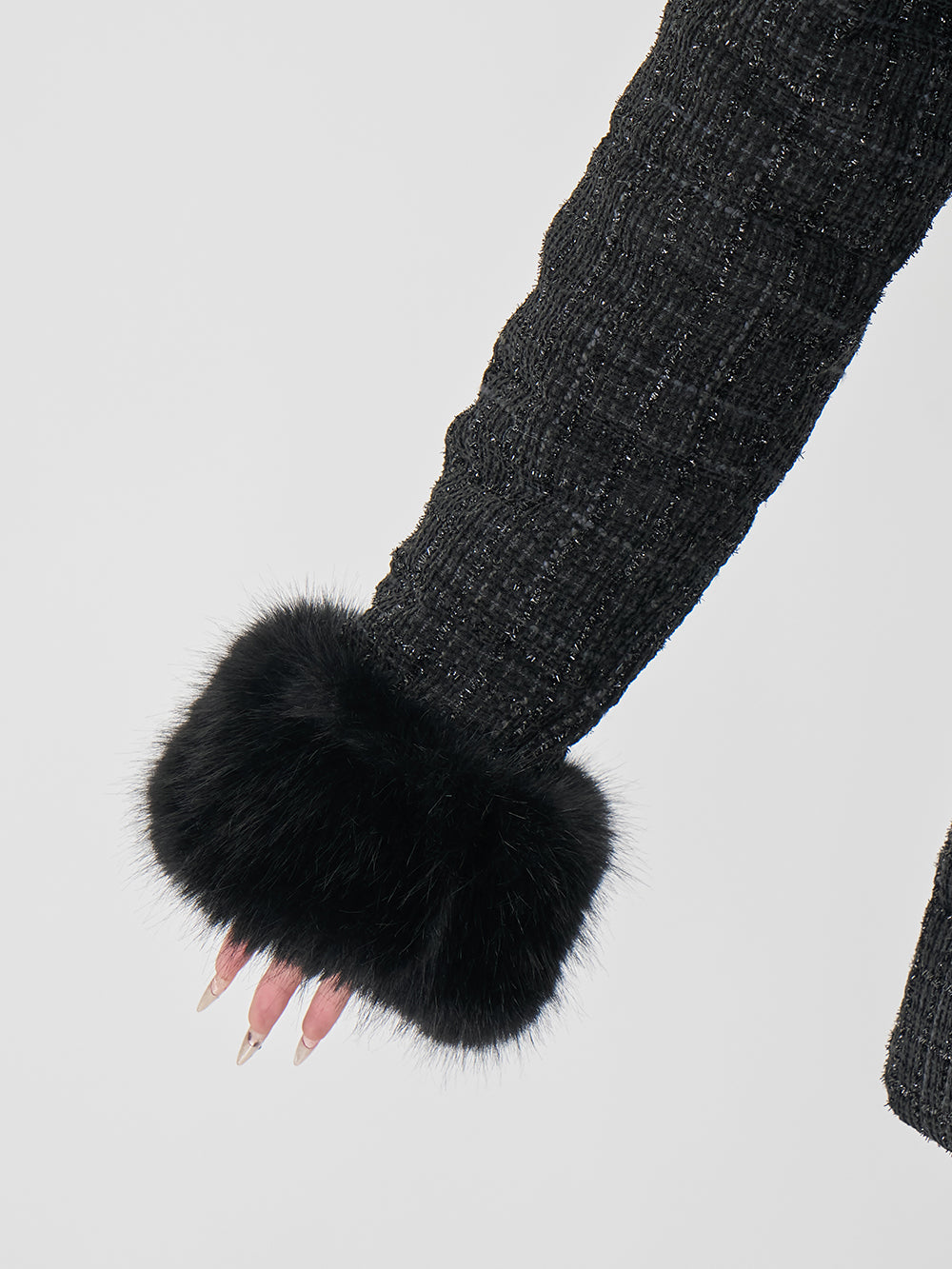 モデル：163cm（着用サイズ：S　着用カラー：BLK）