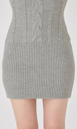 モデル：163cm（着用サイズ：FREE　着用カラー：GRY）