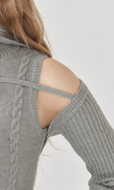 モデル：163cm（着用サイズ：FREE　着用カラー：GRY）