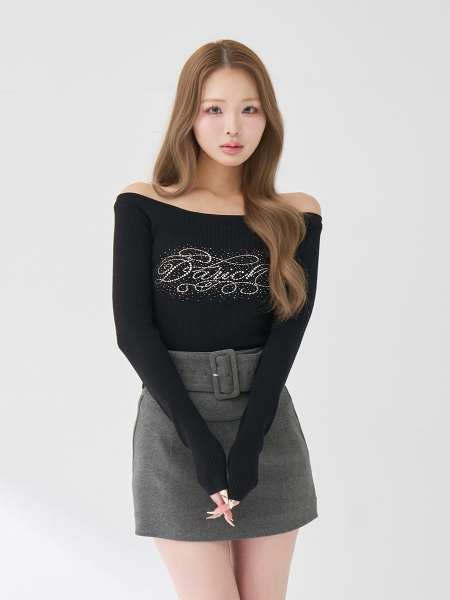 モデル：163cm（着用サイズ：FREE　着用カラー：BLK）