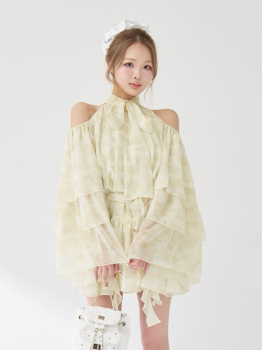 モデル：163cm（着用サイズ：FREE　着用カラー：YEL）