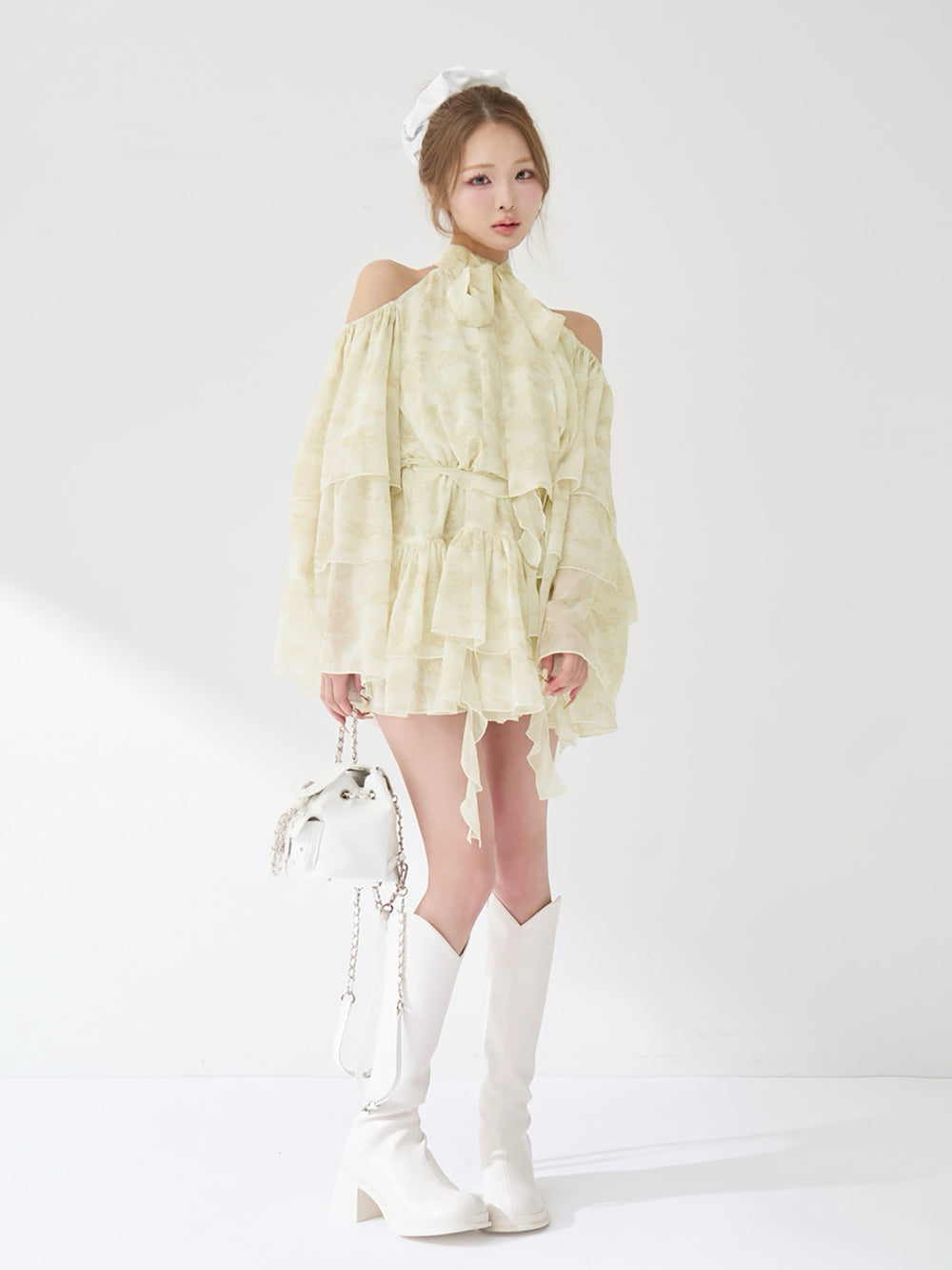 モデル：163cm（着用サイズ：FREE　着用カラー：YEL）