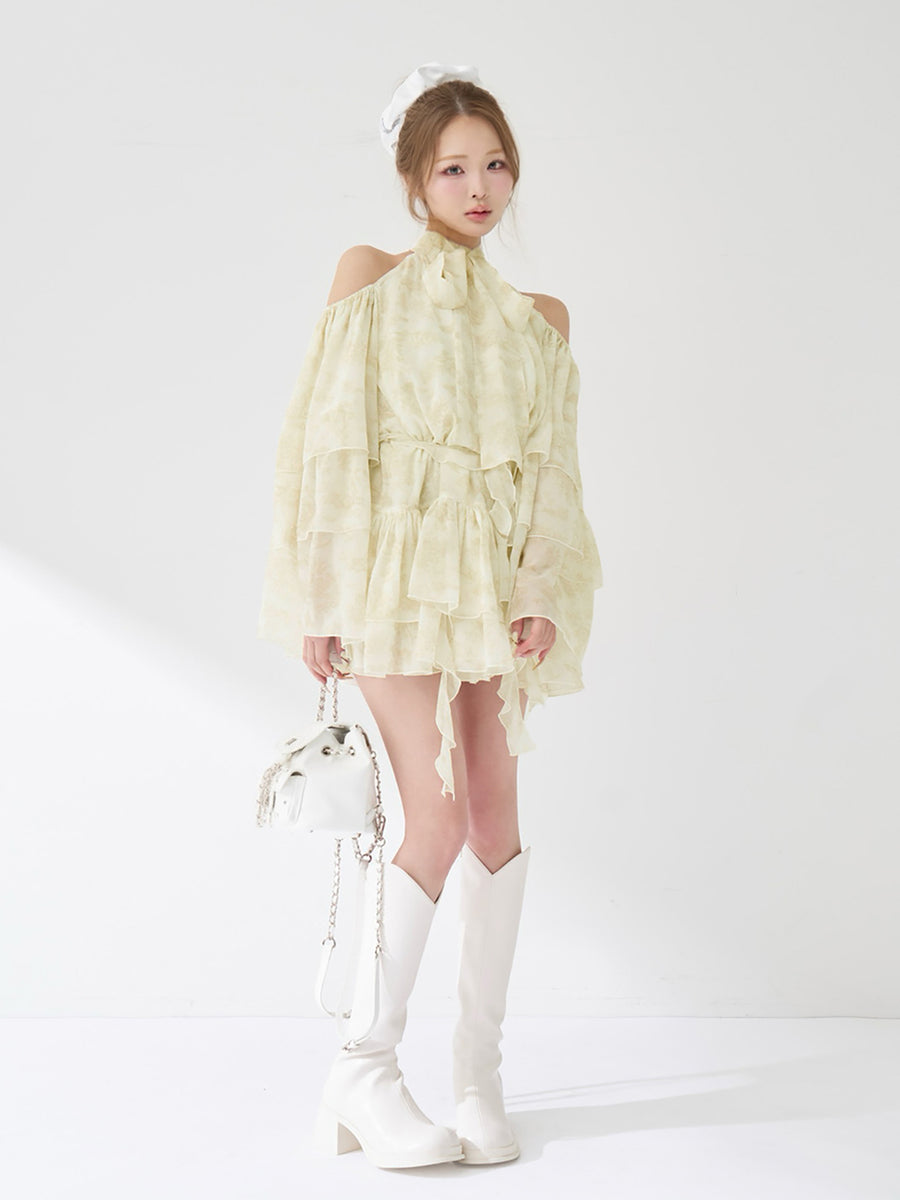 モデル：163cm（着用サイズ：FREE　着用カラー：YEL）