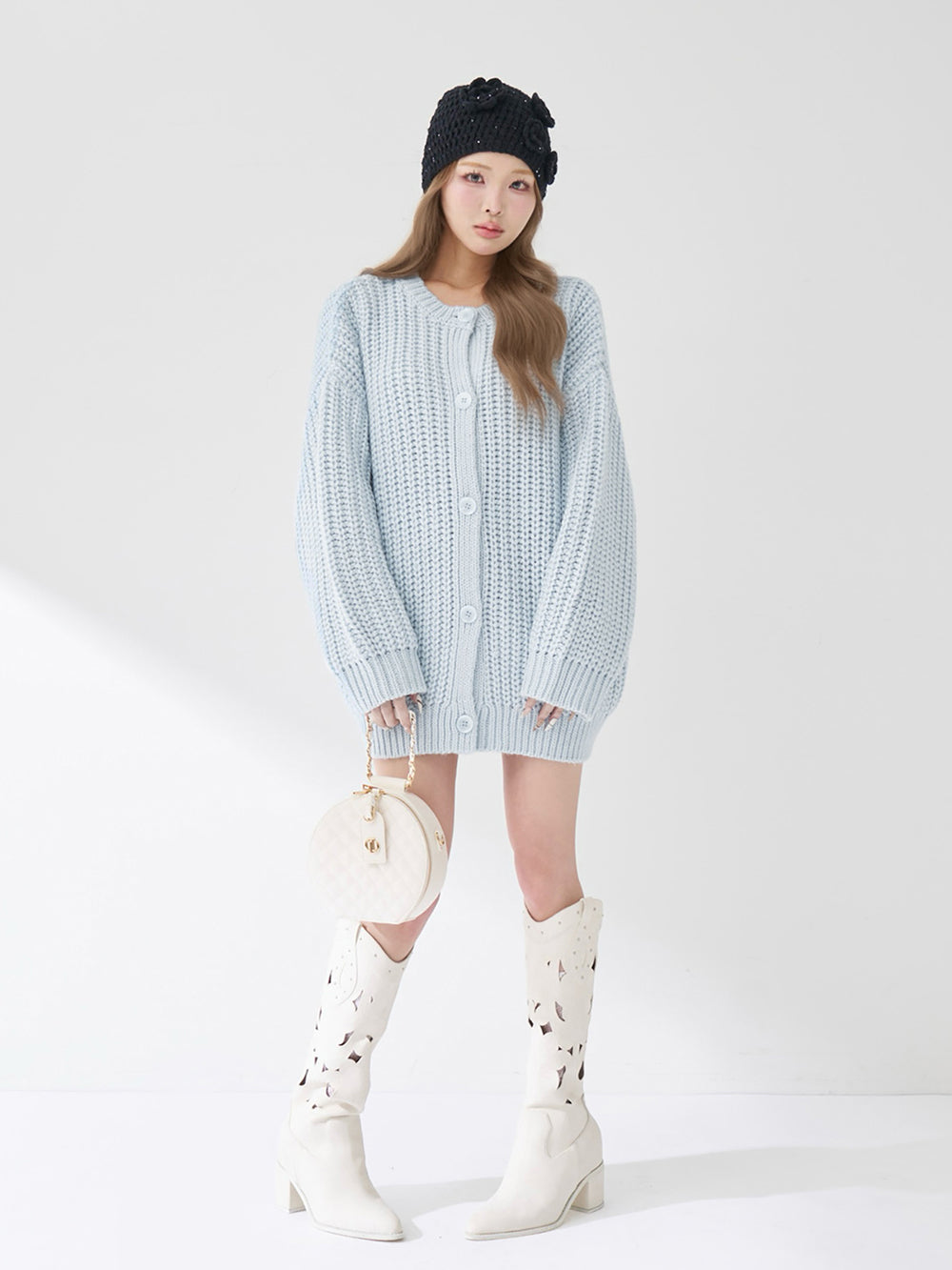 モデル：163cm（着用サイズ：FREE　着用カラー：SAX）