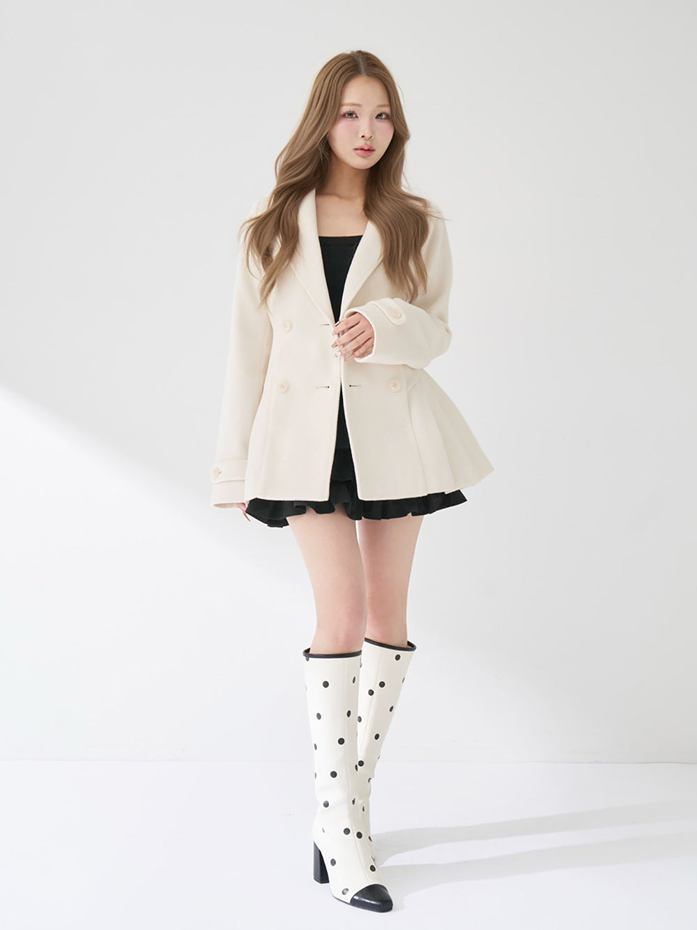 モデル：163cm（着用サイズ：FREE　着用カラー：IVO）