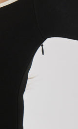 モデル：163cm（着用サイズ：FREE　着用カラー：BLK）