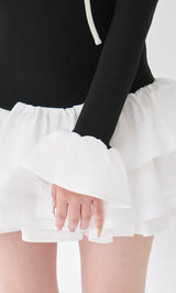 モデル：163cm（着用サイズ：FREE　着用カラー：BLK）