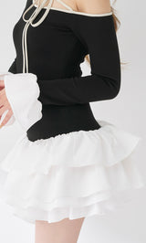 モデル：163cm（着用サイズ：FREE　着用カラー：BLK）