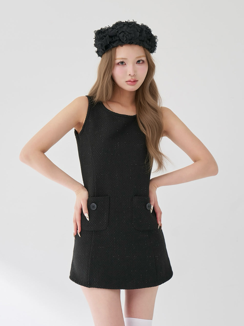 モデル：163cm（着用サイズ：FREE　着用カラー：BLK）