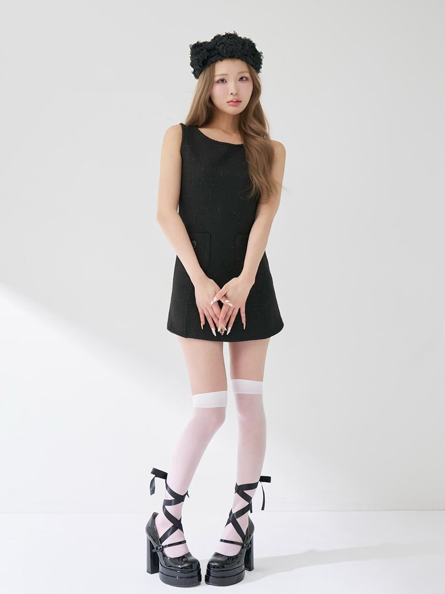 モデル：163cm（着用サイズ：FREE　着用カラー：BLK）