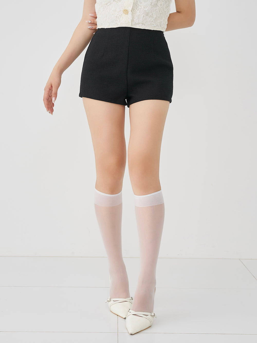 モデル：160cm（着用サイズ：FREE　着用カラー：BLK）