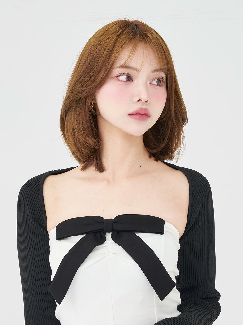 モデル：163cm（着用サイズ：FREE　着用カラー：WHT）