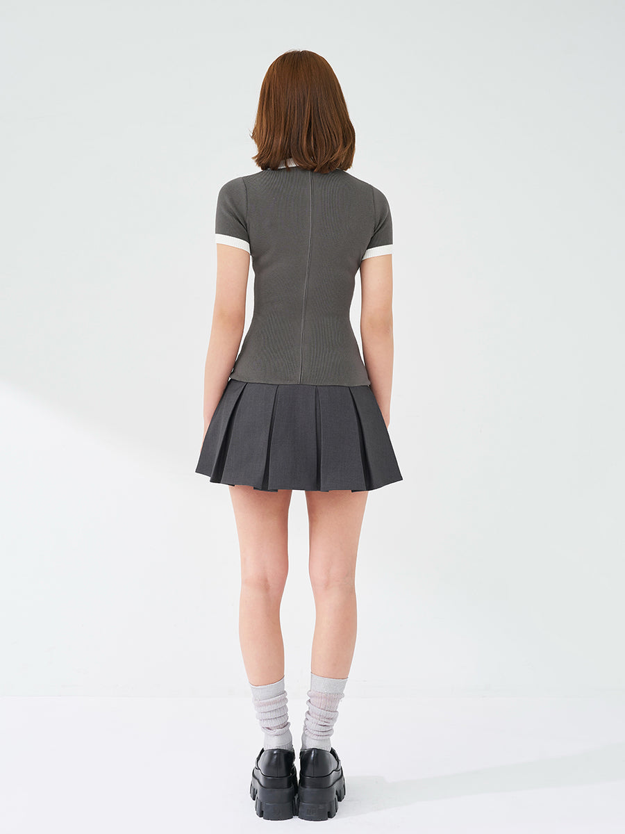 モデル：163cm（着用サイズ：FREE　着用カラー：GRY）