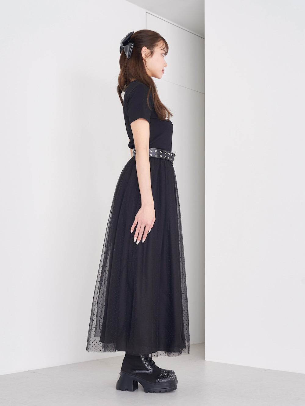 モデル：163cm（着用サイズ：FREE　着用カラー：BLK）