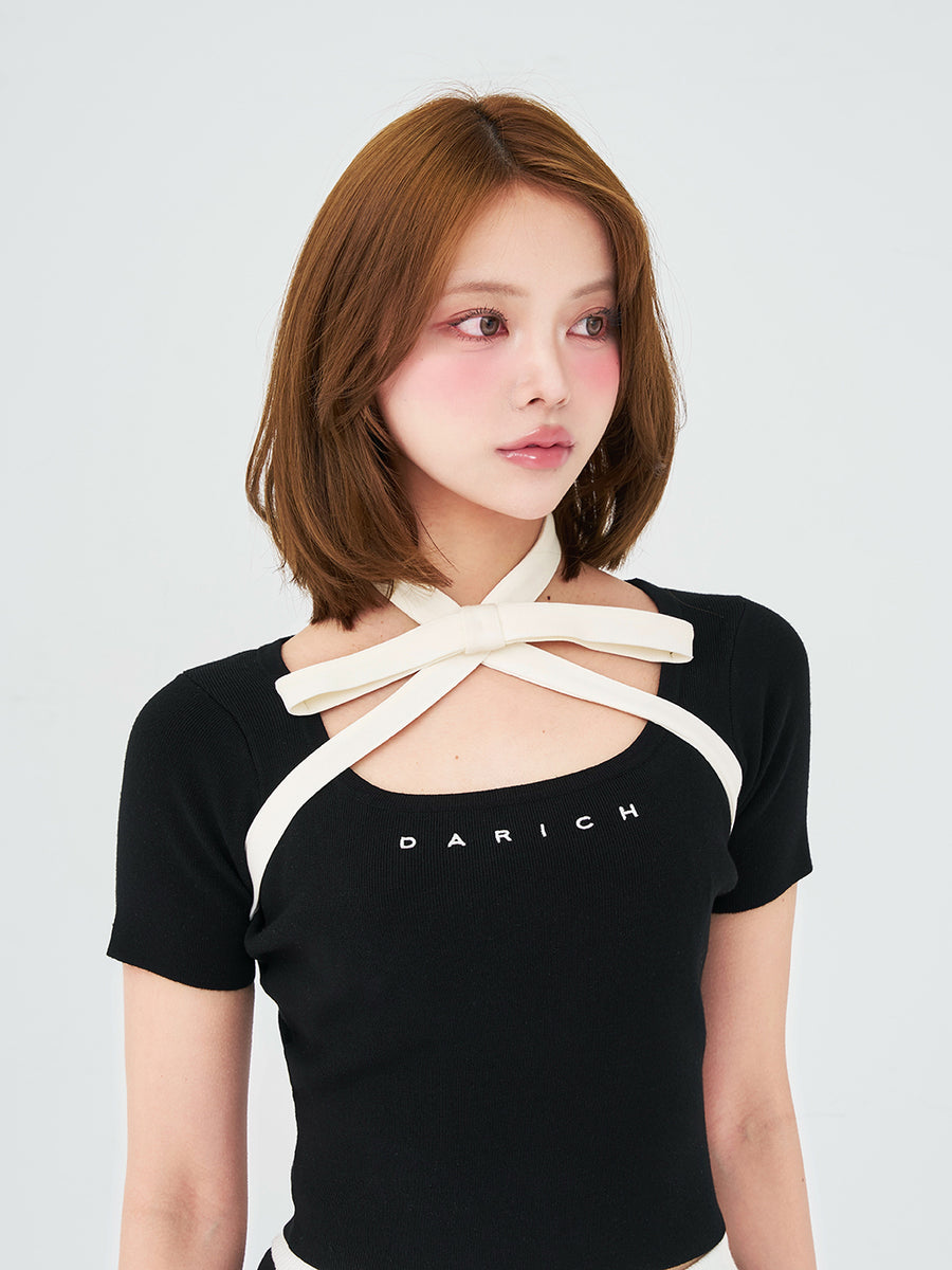 モデル：163cm（着用サイズ：FREE　着用カラー：BLK）