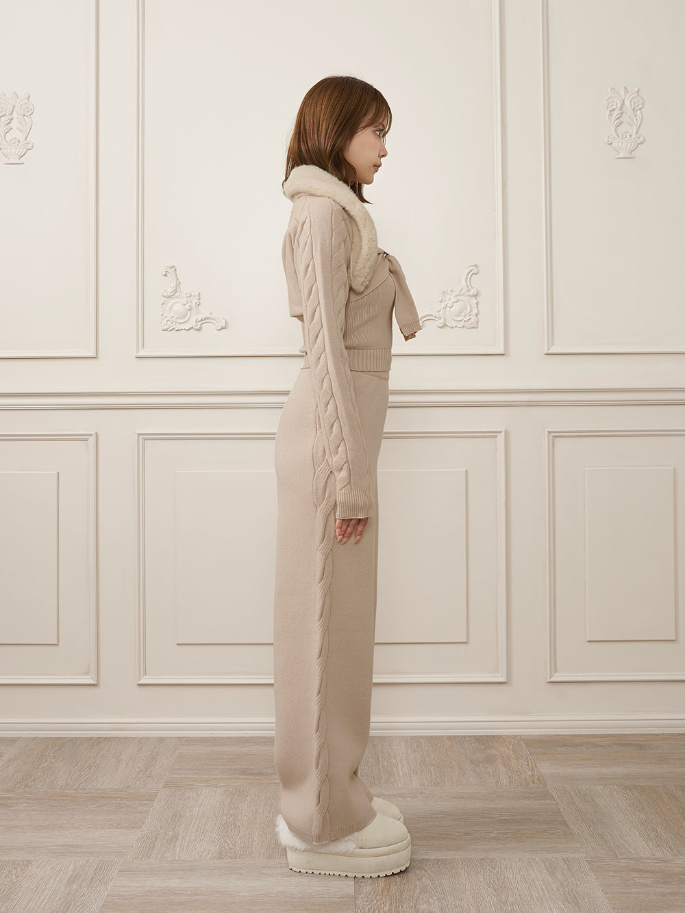 モデル：163cm（着用サイズ：FREE　着用カラー：BEG）