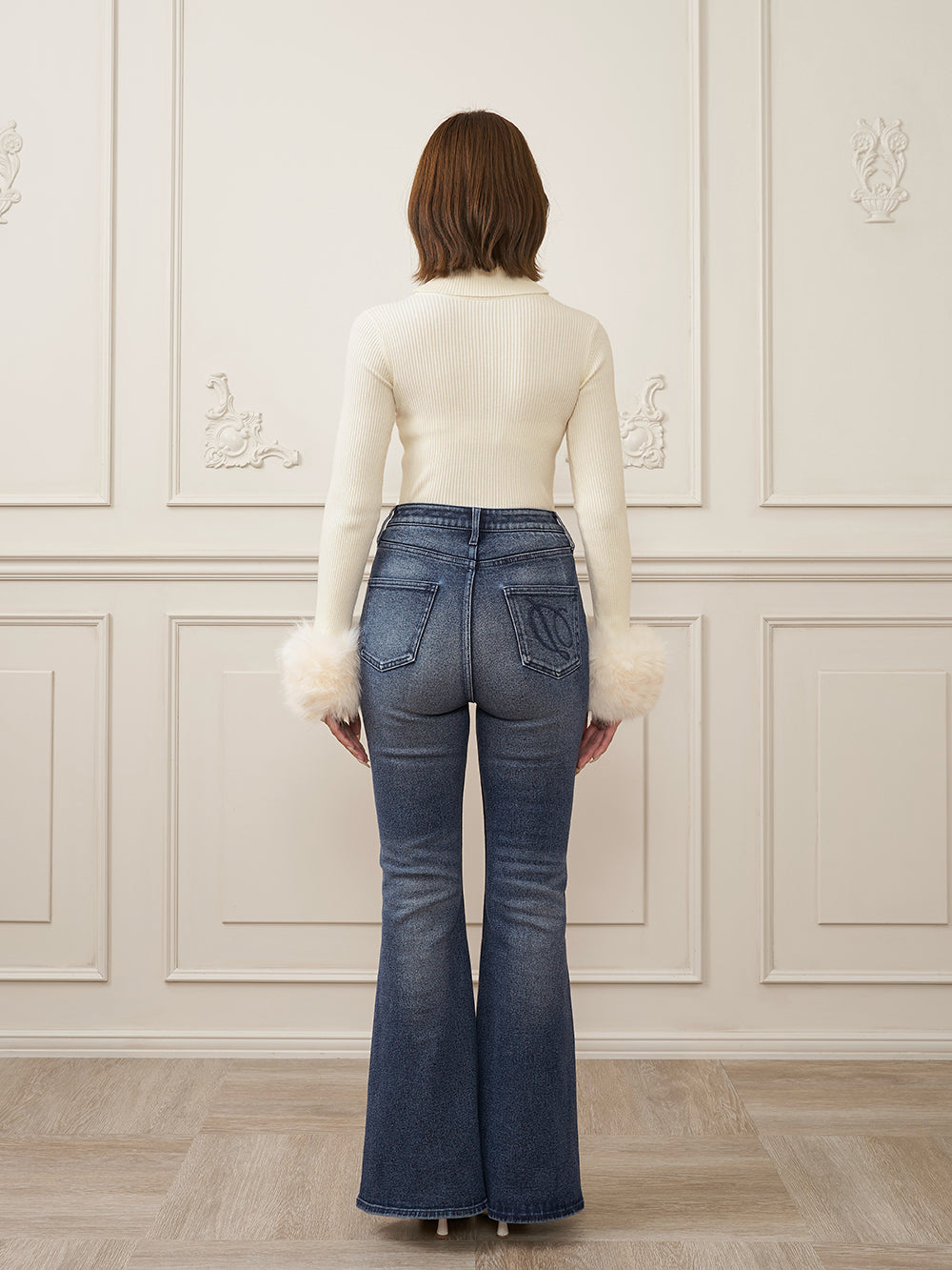 モデル：163cm（着用サイズ：FREE　着用カラー：IVO）