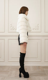 モデル：163cm（着用サイズ：FREE　着用カラー：WHT）