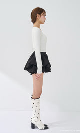 モデル：163cm（着用サイズ：FREE　着用カラー：WHT）