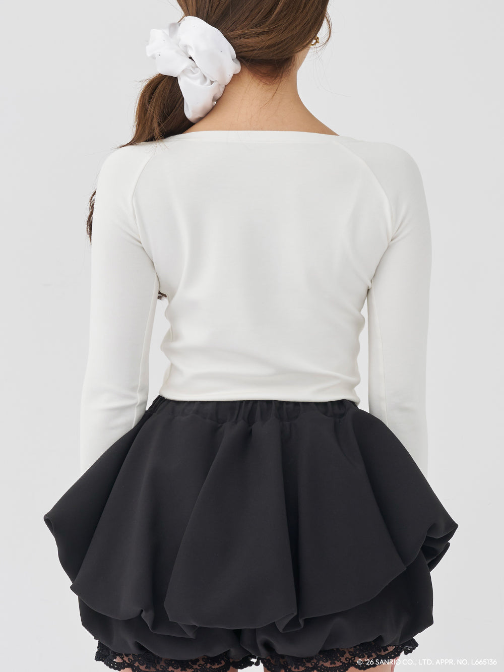 モデル：163cm（着用サイズ：FREE　着用カラー：WHT）