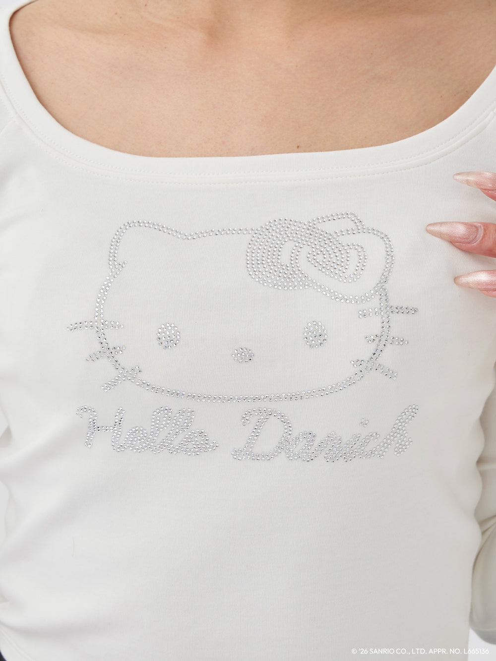 モデル：163cm（着用サイズ：FREE　着用カラー：WHT）