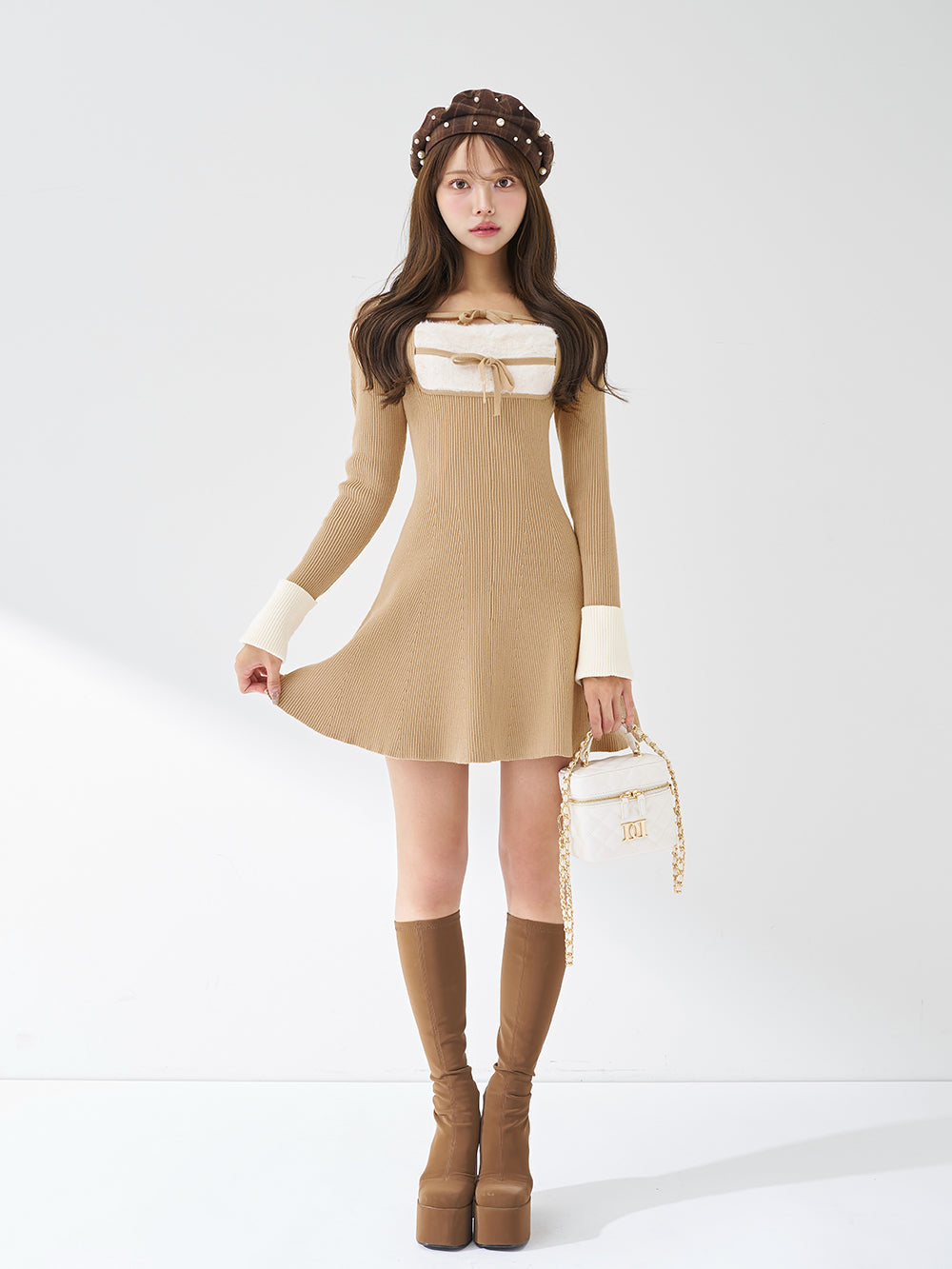 モデル：163cm（着用サイズ：FREE　着用カラー：BEG）
