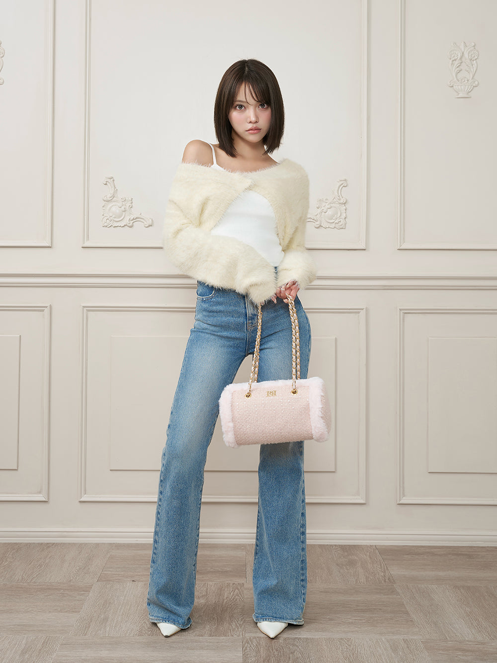 モデル：163cm（着用サイズ：FREE　着用カラー：IVO）