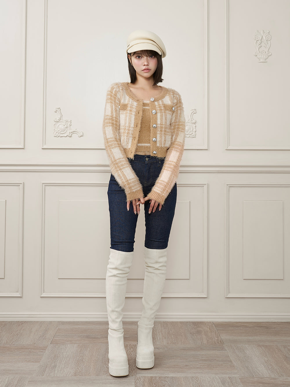 モデル：163cm（着用サイズ：FREE　着用カラー：BEG）