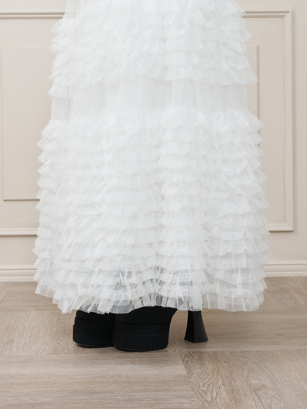 モデル：163cm（着用サイズ：FREE　着用カラー：WHT）