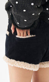 モデル：163cm（着用サイズ：S　着用カラー：BLK）