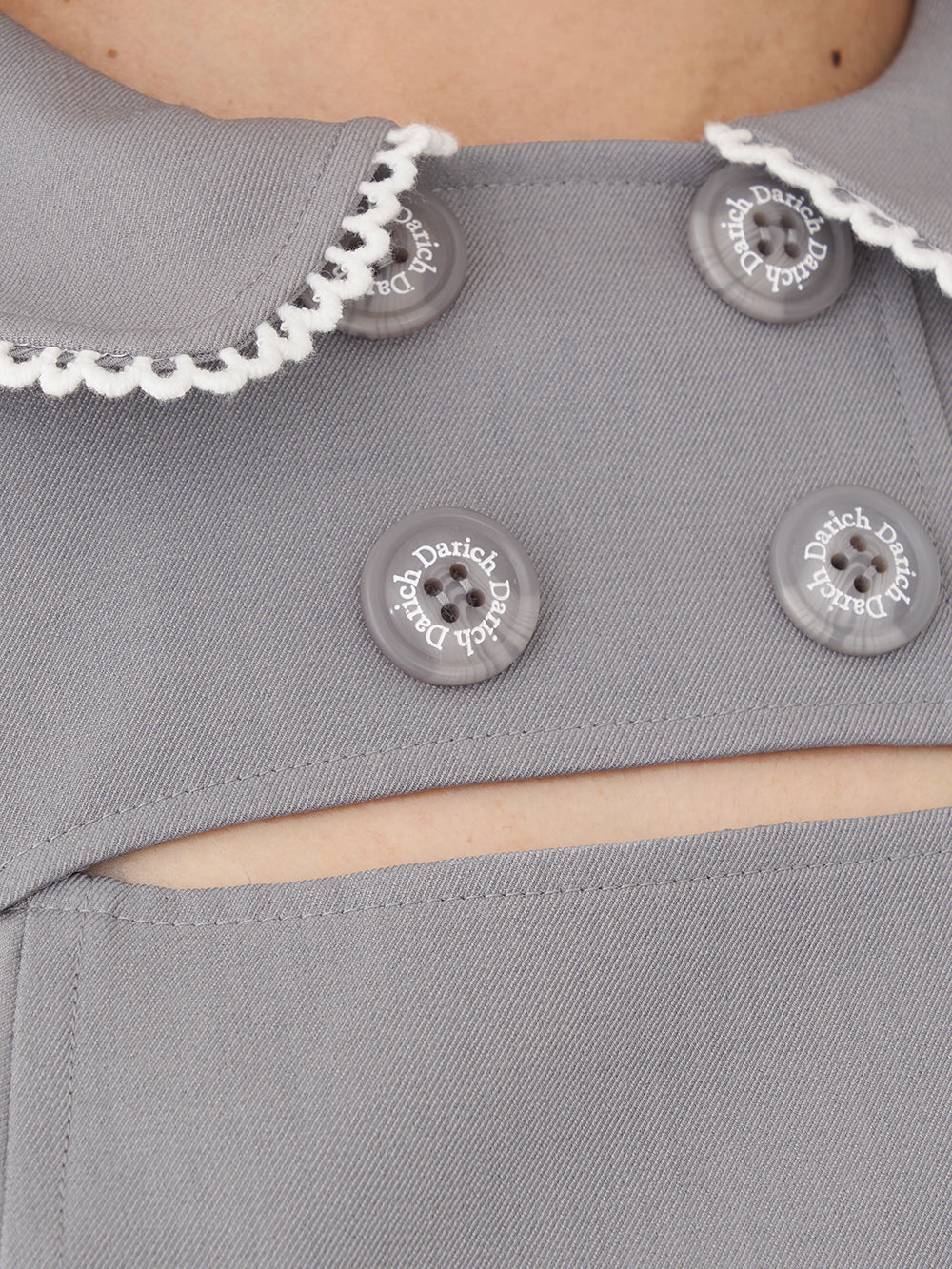 モデル：163cm（着用サイズ：FREE　着用カラー：GRY）