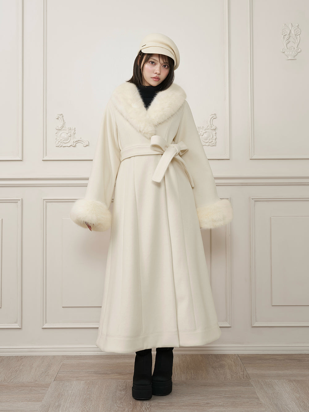 モデル：163cm（着用サイズ：FREE　着用カラー：IVO）
