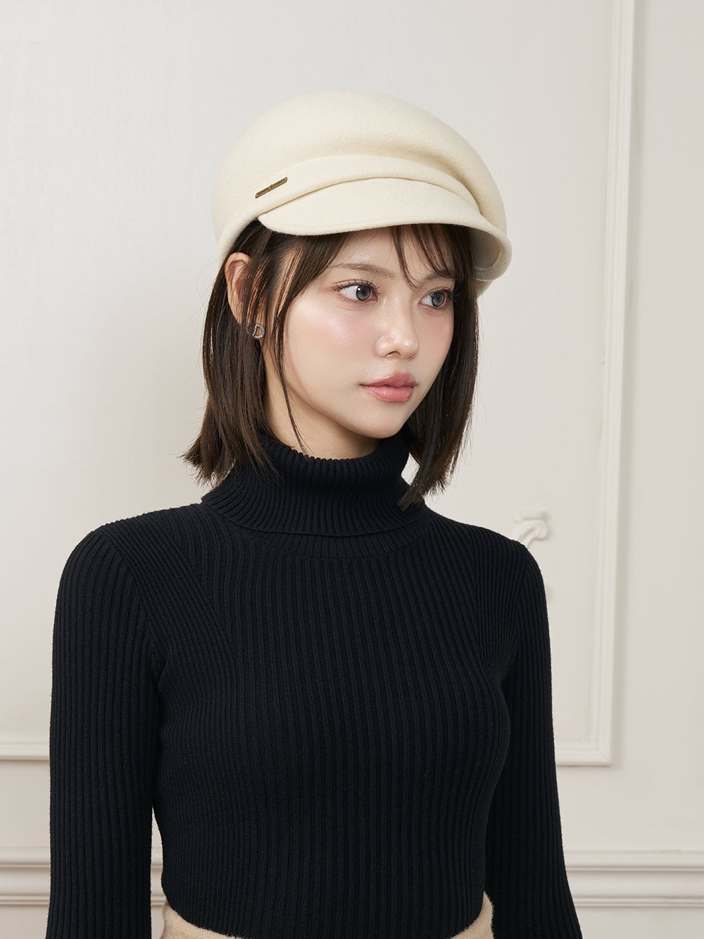 モデル：163cm（着用サイズ：FREE　着用カラー：BLK）