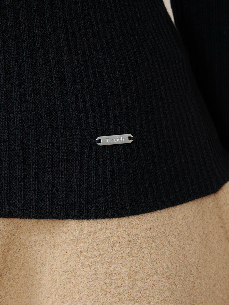 モデル：163cm（着用サイズ：FREE　着用カラー：BLK）