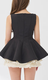 モデル：163cm（着用サイズ：FREE　着用カラー：BLK）