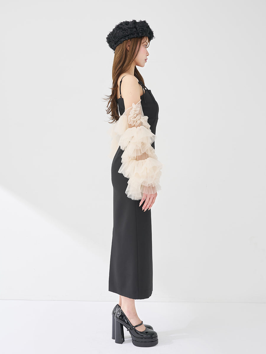 モデル：163cm（着用サイズ：FREE　着用カラー：BLK）