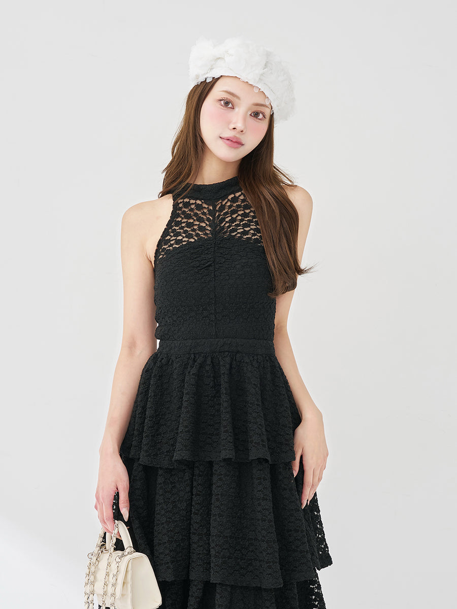 モデル：163cm（着用サイズ：FREE　着用カラー：BLK）