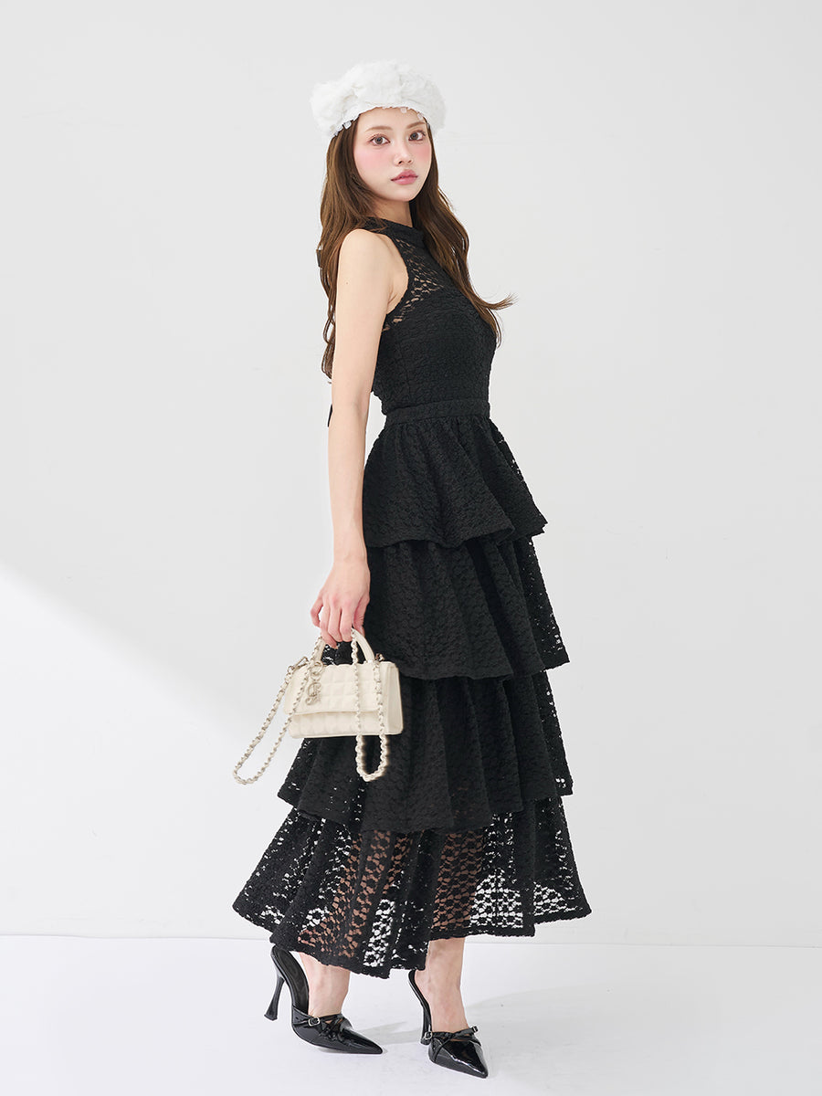 モデル：163cm（着用サイズ：FREE　着用カラー：BLK）