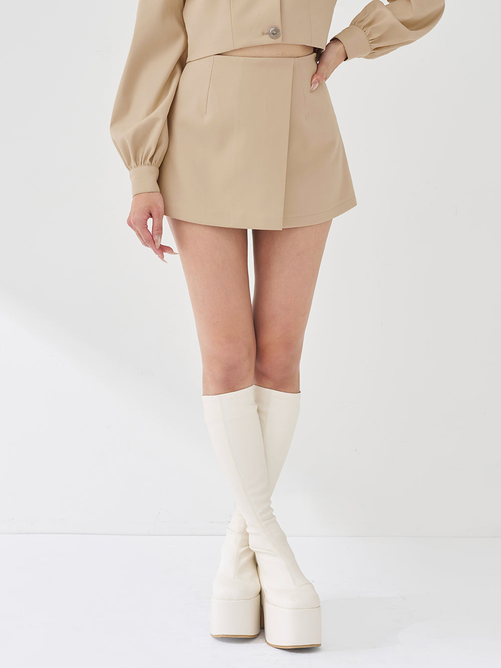 モデル：163cm（着用サイズ：S　着用カラー：BEG）